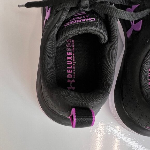 Under Armour Women Shoe 6.5 Charged Assert Low Lace Up Sneaker Run Gym Core Ex - Picture 8 of 12